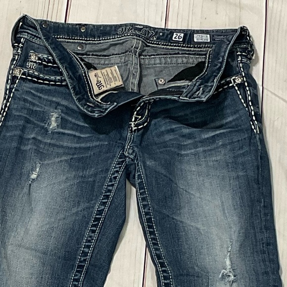 Miss Me Boyfriend Crop Jeans Some Distressed Size 26 - Picture 3 of 7